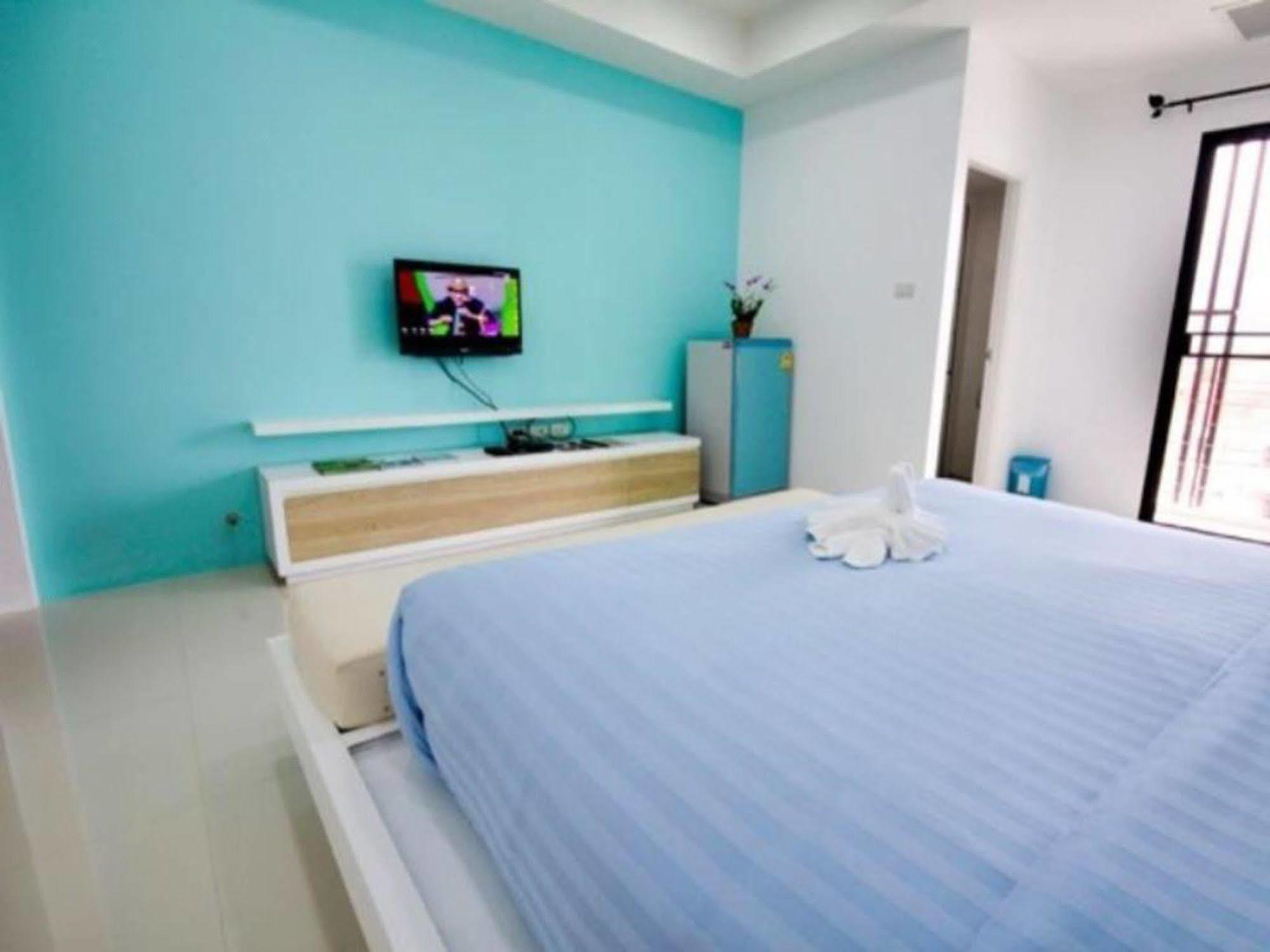 צ'אלונג S5 Residence And Cafe מראה חיצוני תמונה